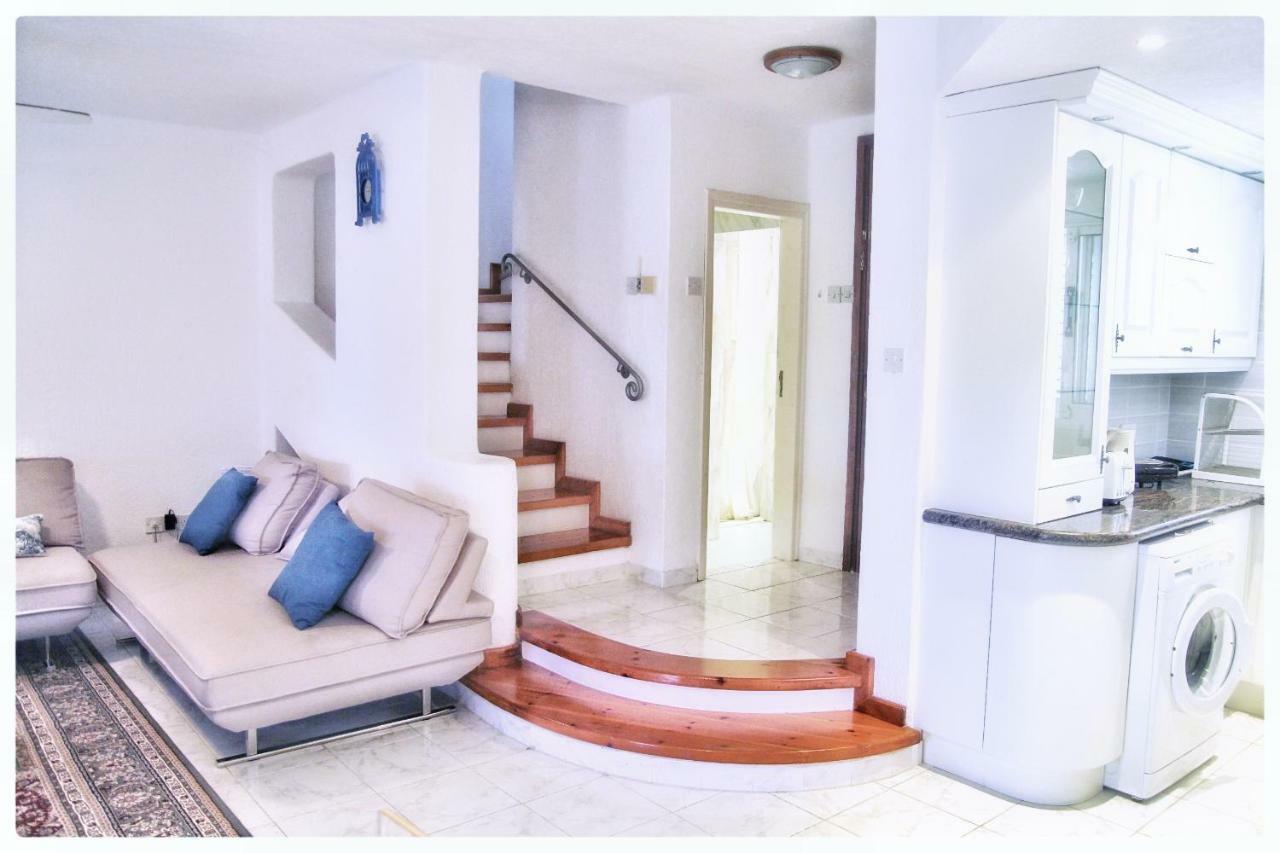 Sea Front Villa Vera Klorakas 외부 사진