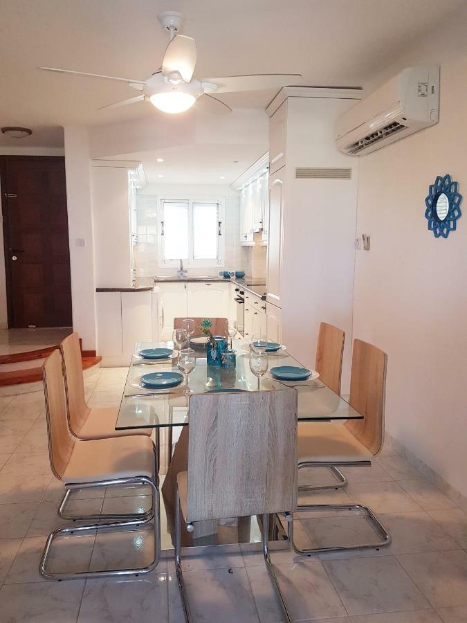 Sea Front Villa Vera Klorakas 외부 사진