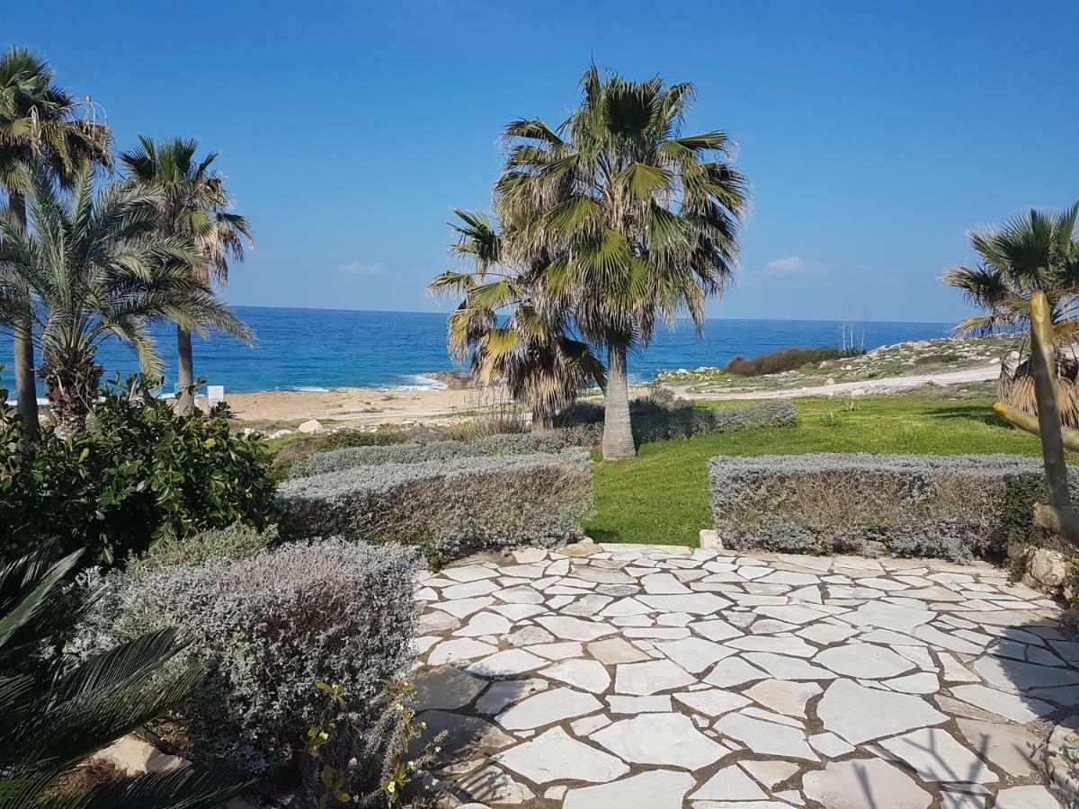 Sea Front Villa Vera Klorakas 외부 사진