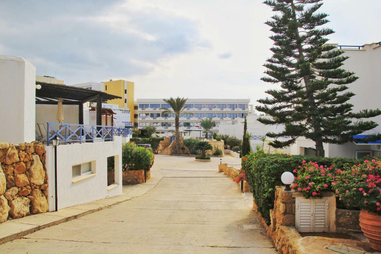 Sea Front Villa Vera Klorakas 외부 사진